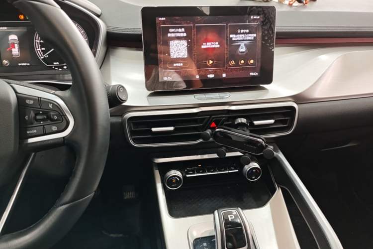 Used Geely Auto Coolray 2020 Facelift 240T DCT Hunter Audio And AC Panel