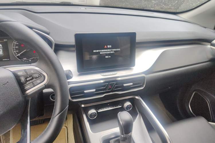 Used Geely Auto Coolray 2020 PRO 240T DCT Hunter Audio And AC Panel