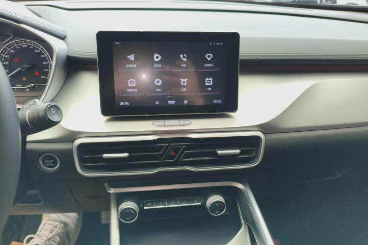 Used Geely Auto Coolray 2020 Facelift 240T DCT Hunter Audio And AC Panel