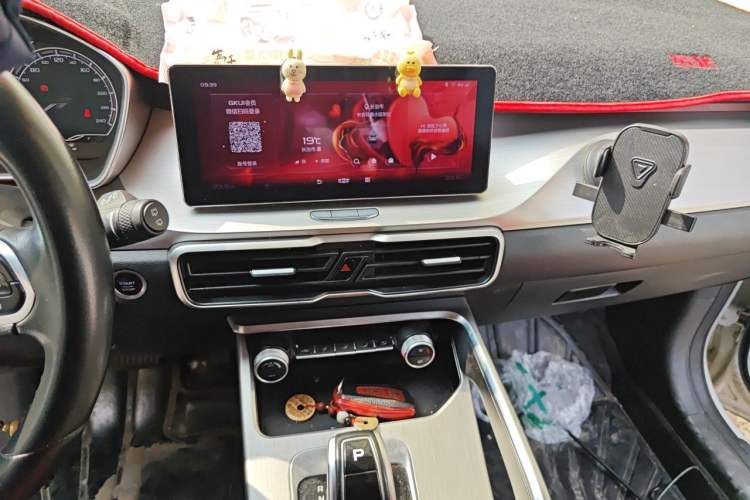 Used Geely Auto Coolray 2020 Facelift 240T DCT Hunter Audio And AC Panel