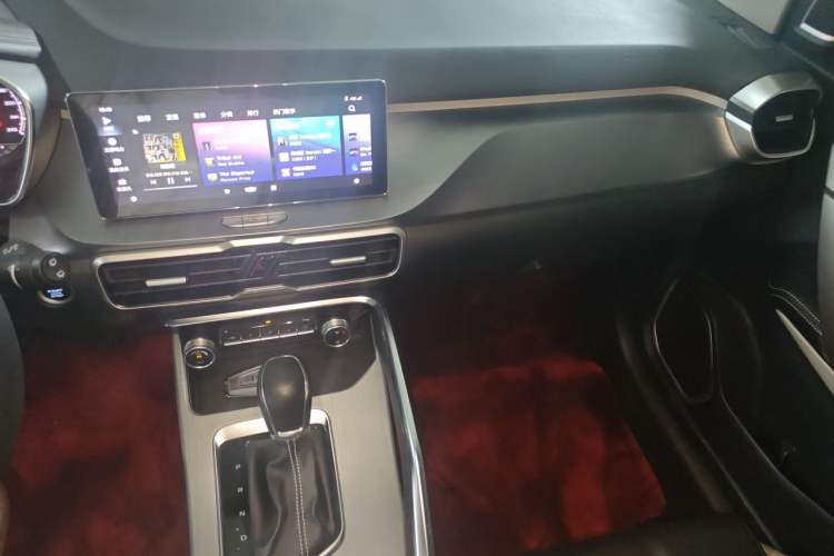 Used Geely Auto Coolray 2020 PRO 240T DCT Hunter Audio And AC Panel