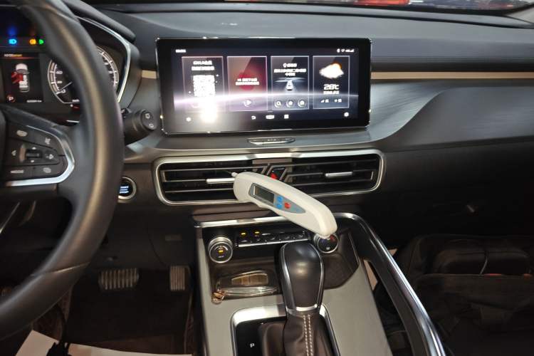 Used Geely Auto Coolray 2020 PRO 240T DCT Hunter Audio And AC Panel