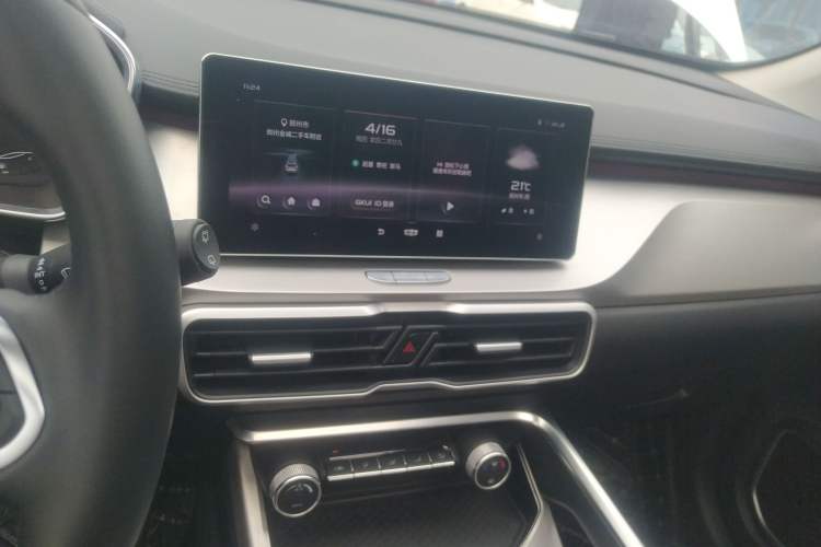 Used Geely Auto Coolray 2020 Facelift 240T DCT Hunter Audio And AC Panel