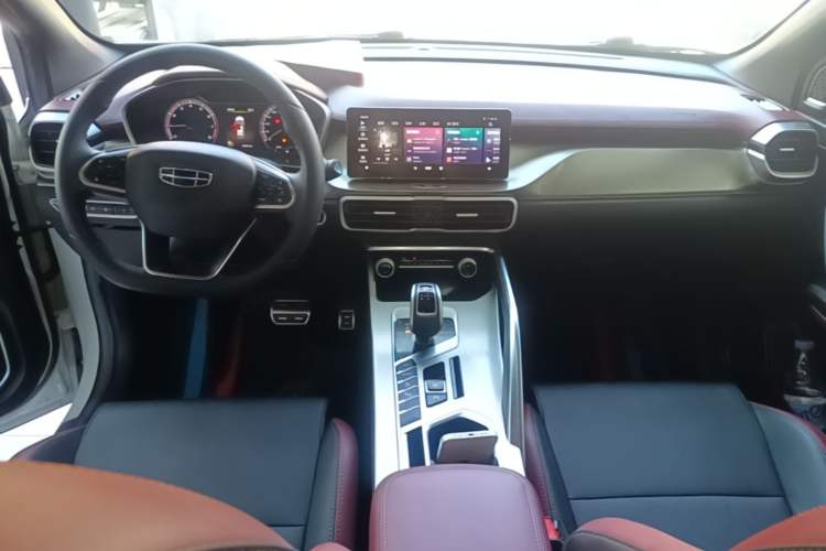 Used Geely Auto Coolray 2020 PRO 260T DCT Knight Center Console