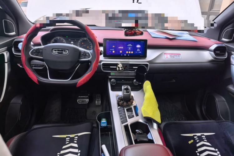 Used Geely Auto Coolray 2020 PRO 260T DCT Knight Center Console