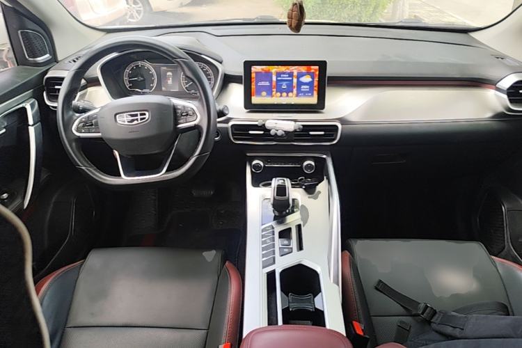 Used Geely Auto Coolray 2020 Facelift 240T DCT Hunter Center Console