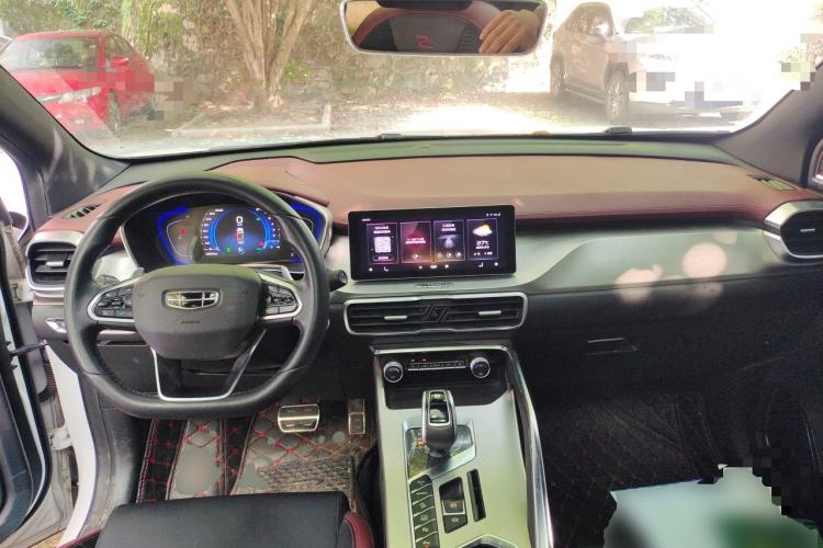 Used Geely Auto Coolray 2020 PRO 260T DCT Battle Center Console