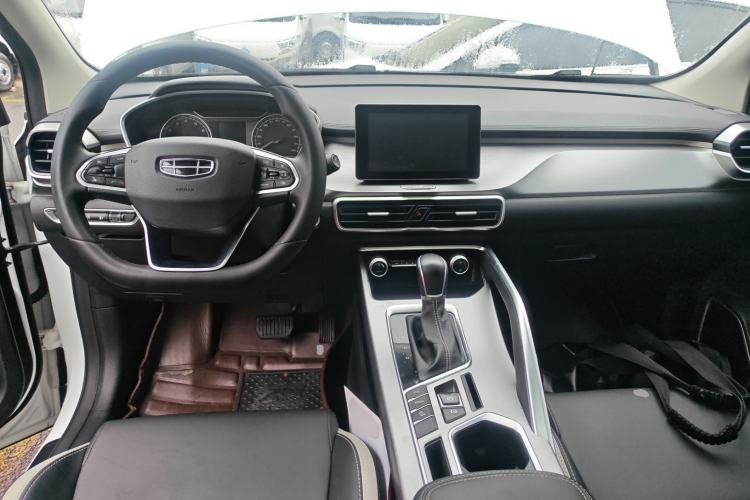 Used Geely Auto Coolray 2020 PRO 240T DCT Hunter Center Console