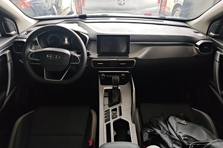 Used Geely Auto Coolray 2020 PRO 240T DCT Hunter Center Console
