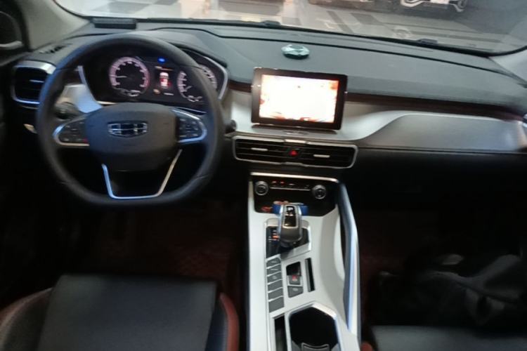 Used Geely Auto Coolray 2020 Facelift 240T DCT Hunter Center Console