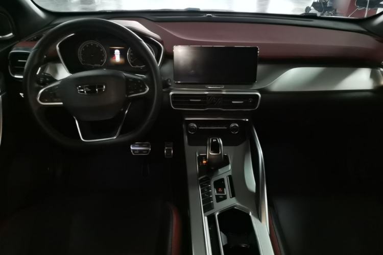 Used Geely Auto Coolray 2020 PRO 260T DCT Knight Center Console