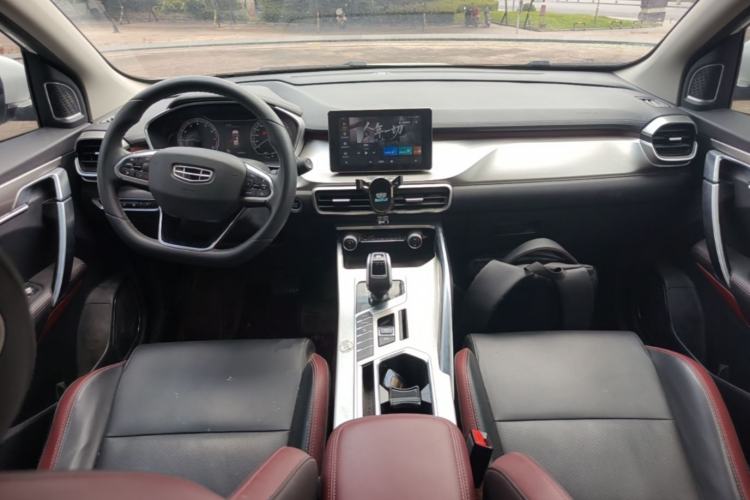 Used Geely Auto Coolray 2020 Facelift 240T DCT Hunter Center Console