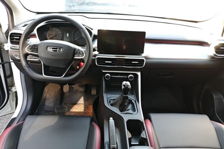 Used Geely Auto Coolray 2020 240T Manual Archer Center Console