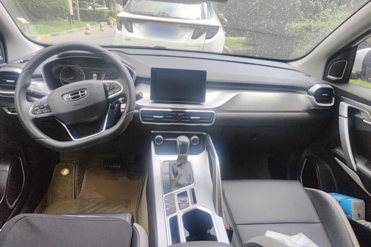 Used Geely Auto Coolray 2020 PRO 240T DCT Hunter Center Console