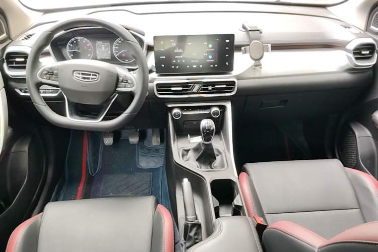 Used Geely Auto Coolray 2020 240T Manual Archer Center Console