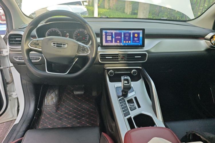Used Geely Auto Coolray 2020 Facelift 240T DCT Hunter Center Console