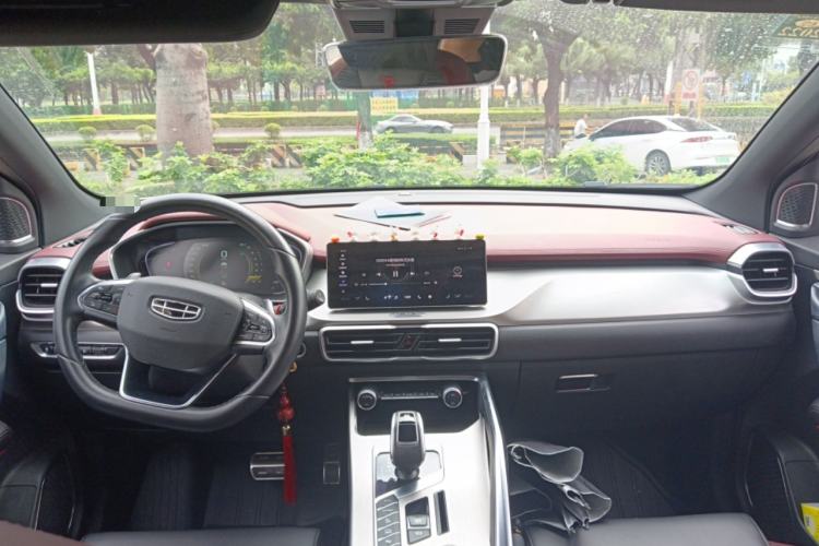 Used Geely Auto Coolray 2020 PRO 260T DCT Battle Center Console