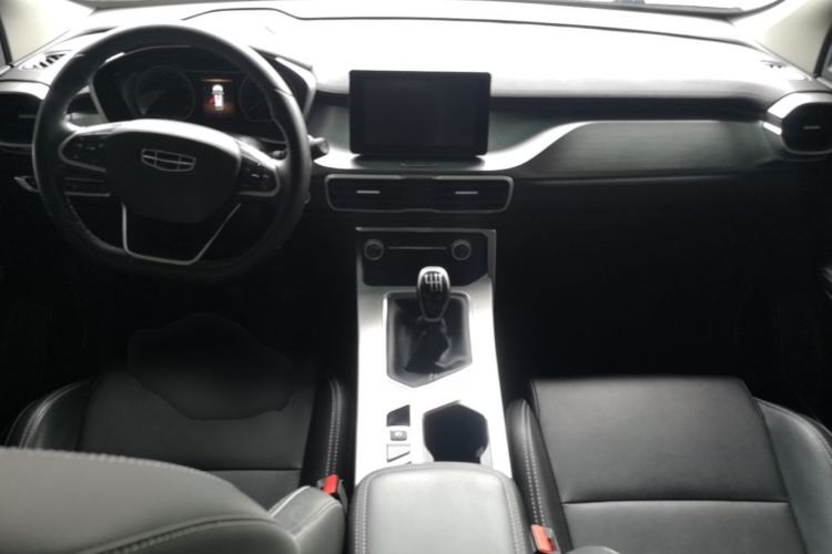 Used Geely Auto Coolray 2020 PRO 240T Manual Shooter Center Console