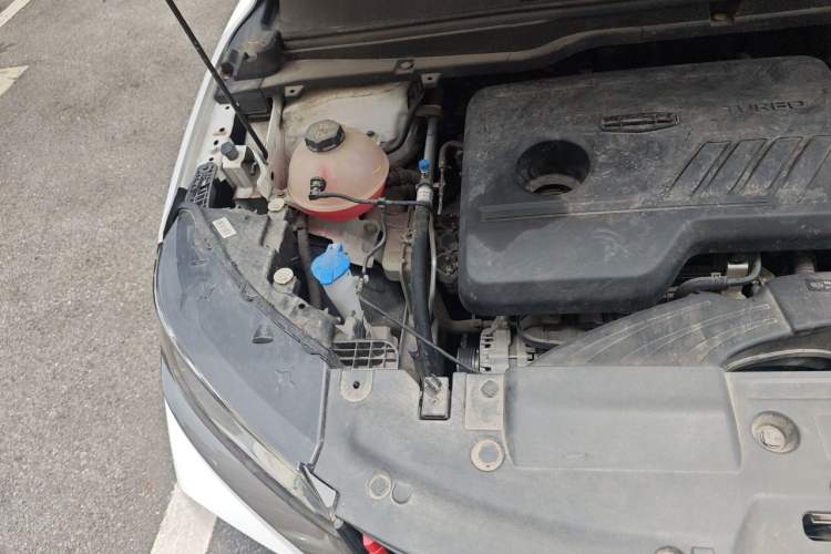 Used Geely Auto Coolray 2020 240T Manual Archer Engine Bay Right