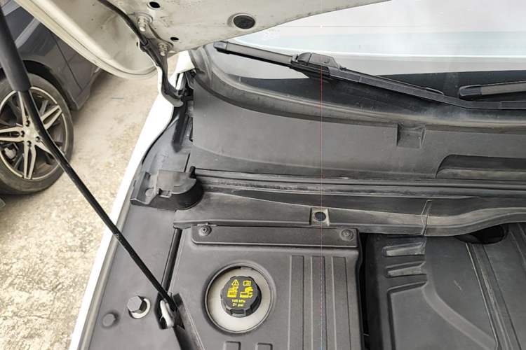 Used Geely Auto Coolray 2020 PRO 260T DCT Ranger Engine Bay Right