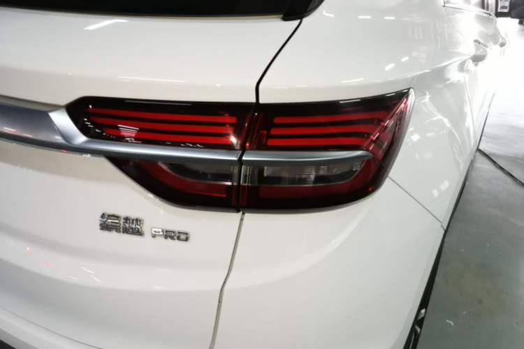 Used Geely Auto Coolray 2020 PRO 260T DCT Knight Exterior 3
