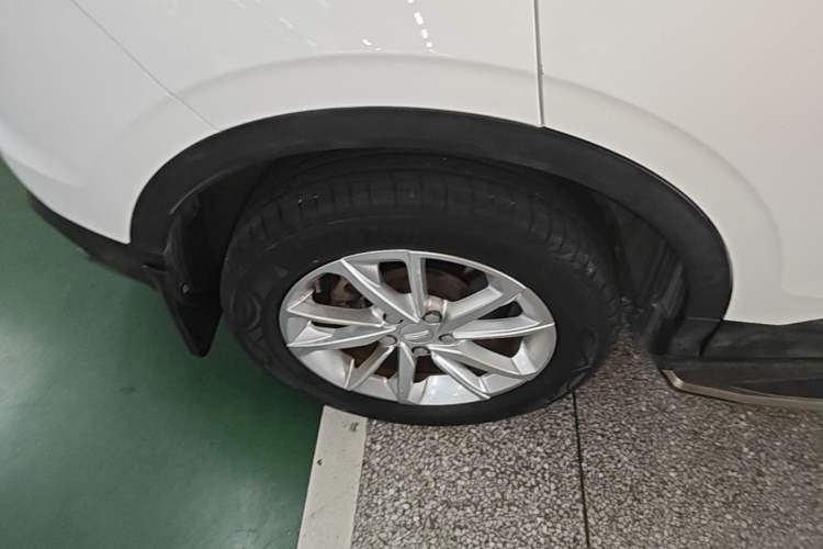 Used Geely Auto Coolray 2020 PRO 240T DCT Hunter Exterior 5