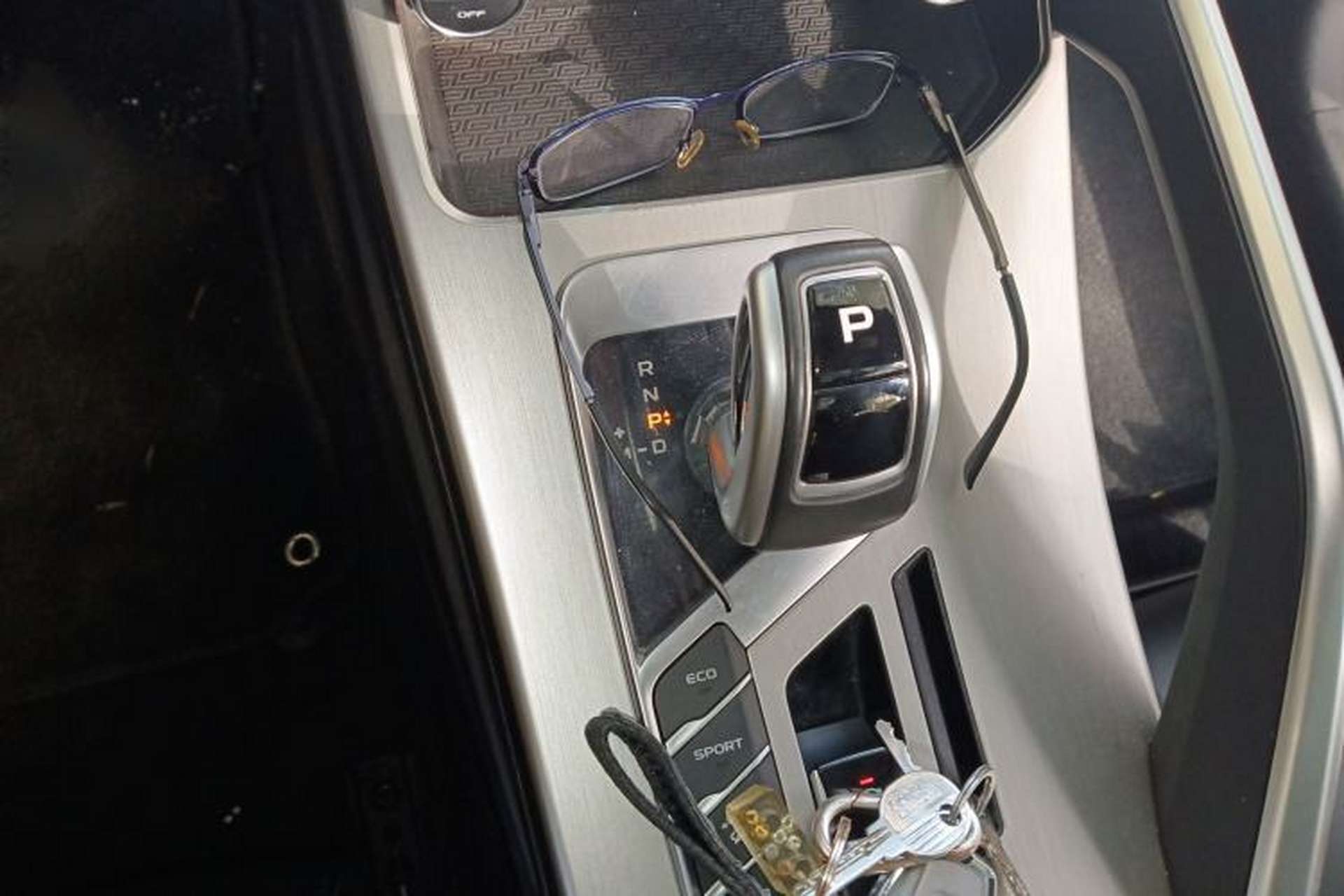 Used Geely Auto Coolray 2020 PRO 260T DCT Battle Gear Lever