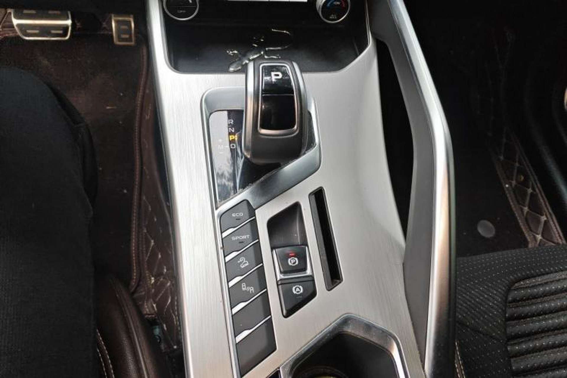Used Geely Auto Coolray 2020 PRO 260T DCT Knight Gear Lever