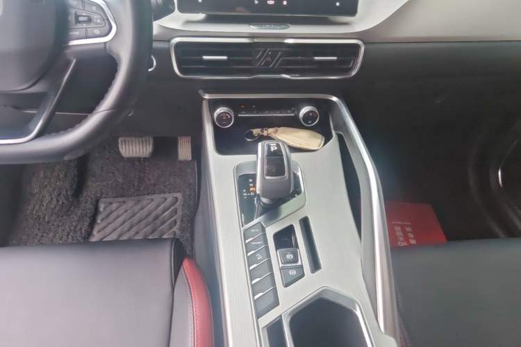 Used Geely Auto Coolray 2020 Facelift 240T DCT Hunter Gear Lever