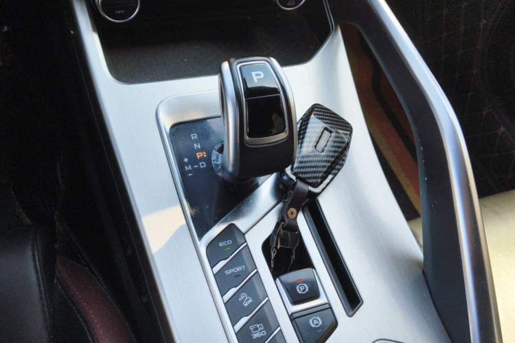 Used Geely Auto Coolray 2020 PRO 260T DCT Battle Gear Lever