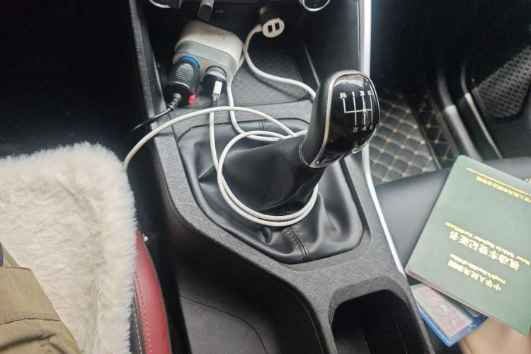 Used Geely Auto Coolray 2020 240T Manual Archer Gear Lever