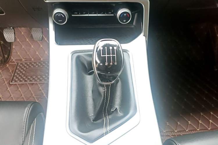 Used Geely Auto Coolray 2020 PRO 240T Manual Shooter Gear Lever