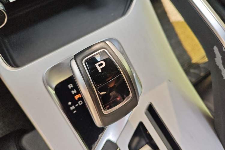 Used Geely Auto Coolray 2020 PRO 260T DCT Battle Gear Lever