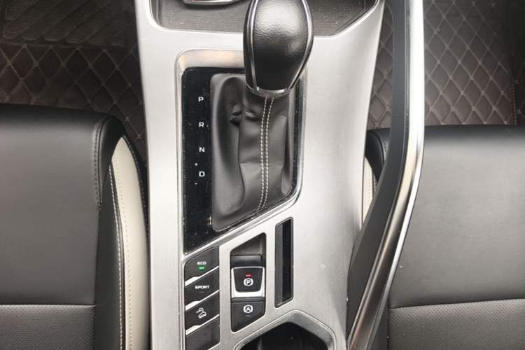 Used Geely Auto Coolray 2020 PRO 240T DCT Hunter Gear Lever