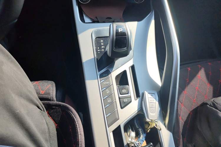 Used Geely Auto Coolray 2020 PRO 260T DCT Ranger Gear Lever