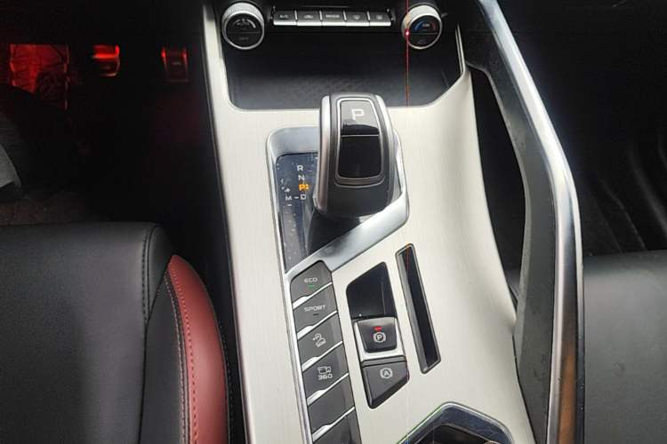 Used Geely Auto Coolray 2020 PRO 260T DCT Ranger Gear Lever