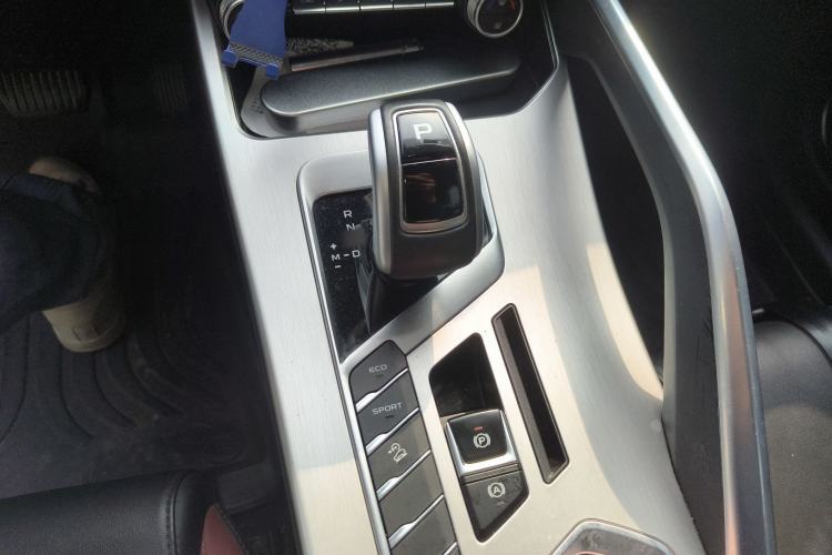 Used Geely Auto Coolray 2020 Facelift 240T DCT Hunter Gear Lever