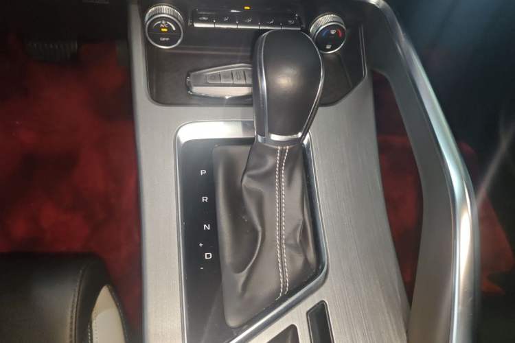 Used Geely Auto Coolray 2020 PRO 240T DCT Hunter Gear Lever