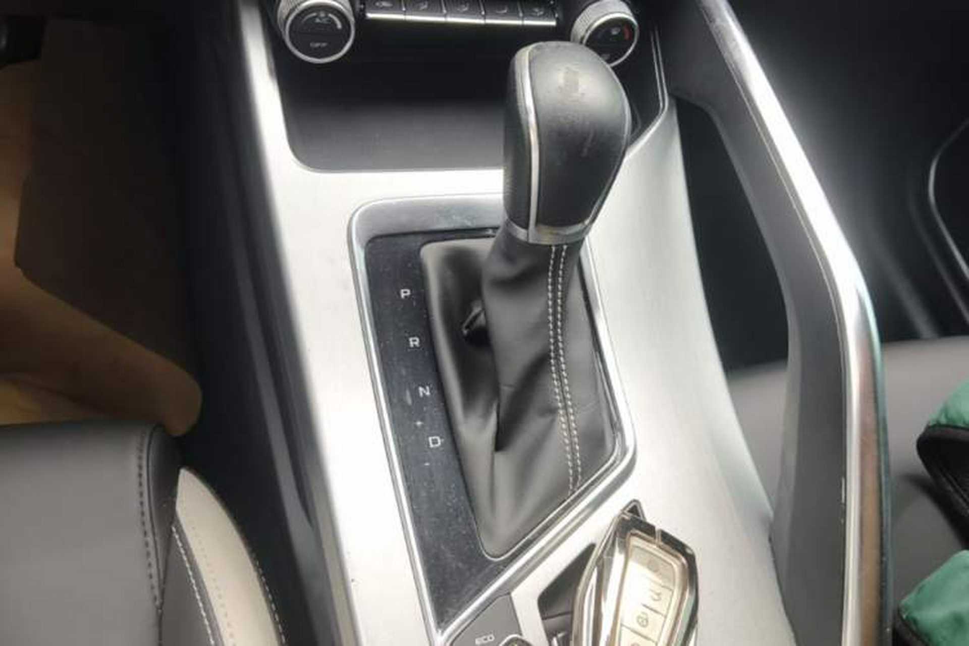 Used Geely Auto Coolray 2020 PRO 240T DCT Hunter Gear Lever