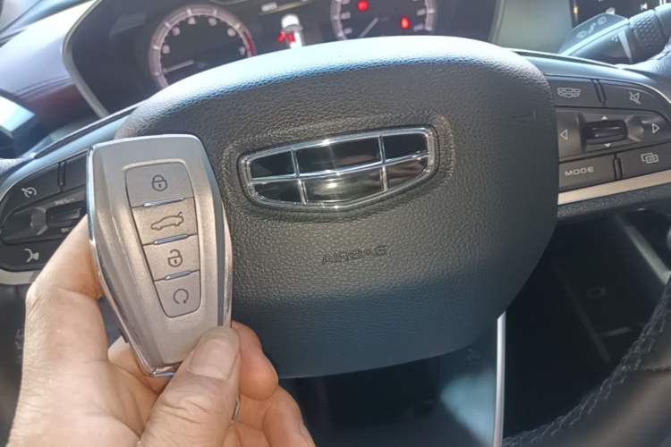 Used Geely Auto Coolray 2020 PRO 260T DCT Knight Interior 1