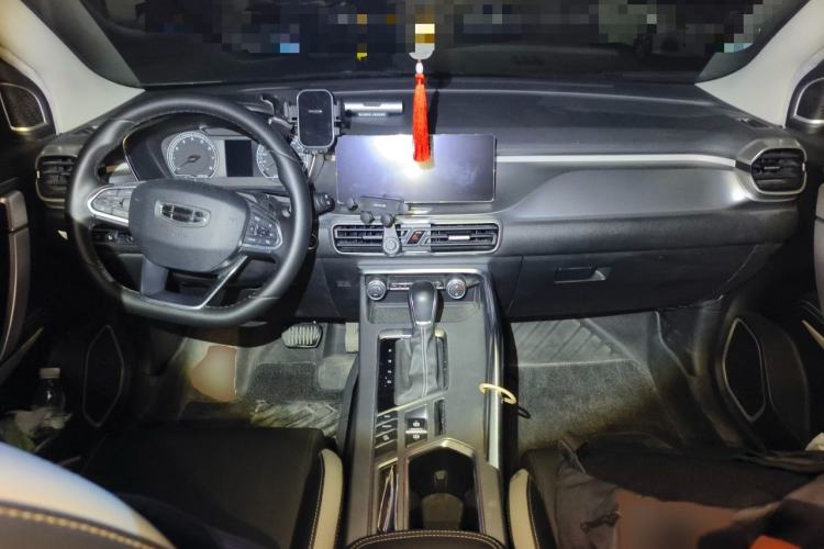 Used Geely Auto Coolray 2020 PRO 240T DCT Hunter Interior 2