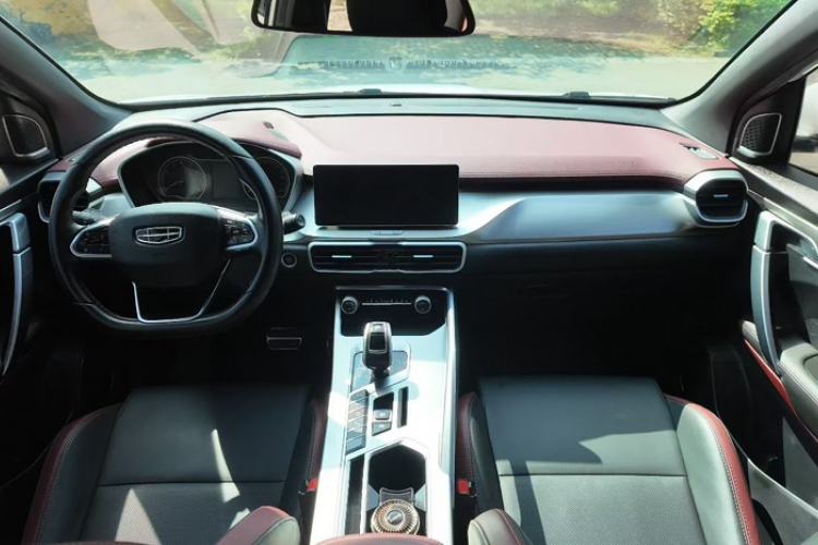 Used Geely Auto Coolray 2020 PRO 260T DCT Knight Interior 2