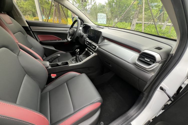 Used Geely Auto Coolray 2020 240T Manual Archer Interior 3