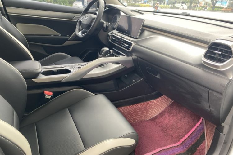 Used Geely Auto Coolray 2020 PRO 240T DCT Hunter Interior 3