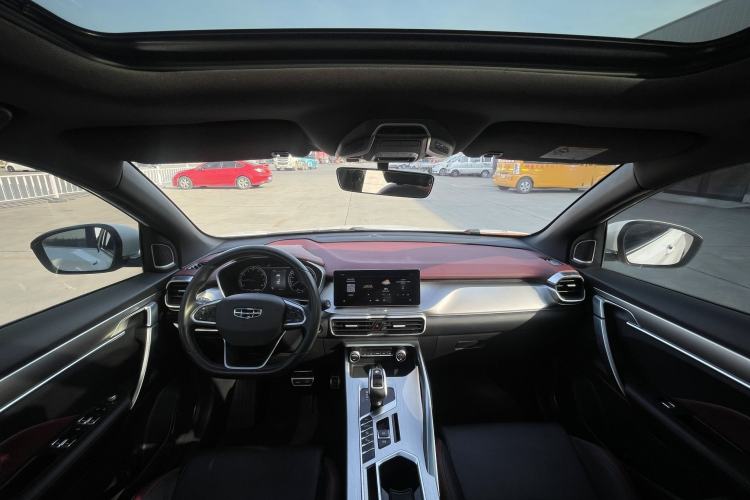 Used Geely Auto Coolray 2020 PRO 260T DCT Knight Interior 3