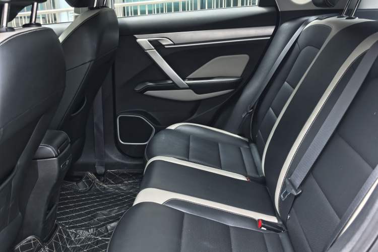Used Geely Auto Coolray 2020 PRO 240T DCT Hunter Interior 3