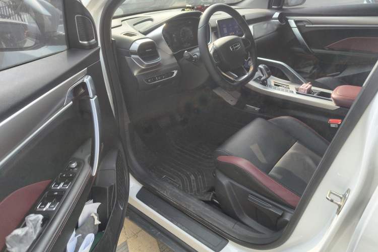 Used Geely Auto Coolray 2020 Facelift 240T DCT Hunter Interior 3