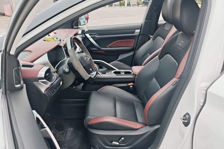 Used Geely Auto Coolray 2020 PRO 260T DCT Ranger Interior 4