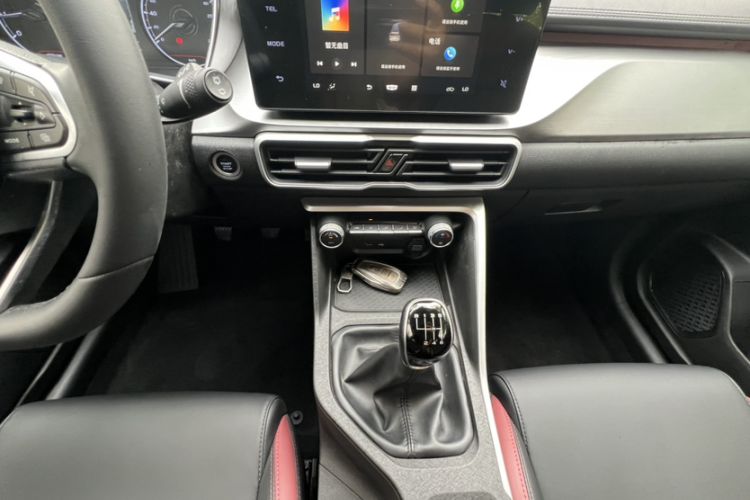 Used Geely Auto Coolray 2020 240T Manual Archer Interior 5