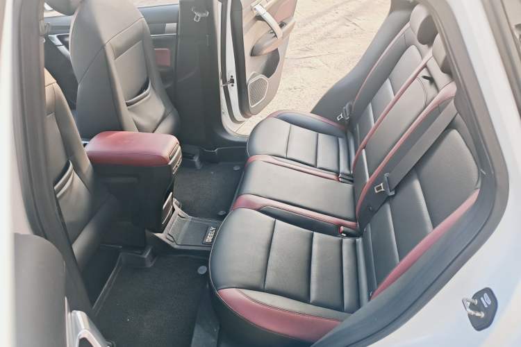 Used Geely Auto Coolray 2020 PRO 260T DCT Ranger Interior 5